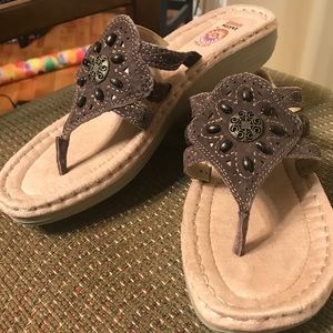 Women’s sandal
